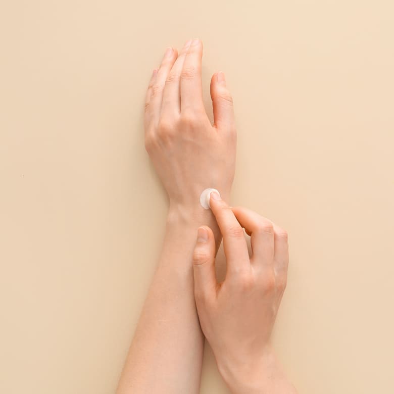 skin-lotion-background